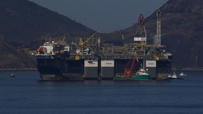 59129,petrobras-tem-lucro-de-r-10-bilhoes-e-registra-melhor-resultado-desde-2011-3