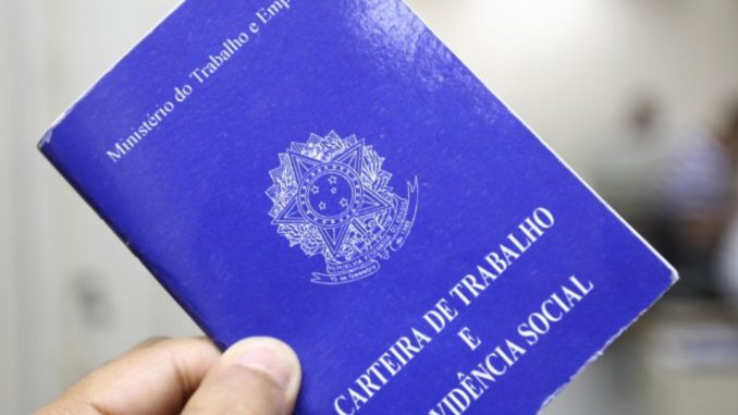 59748,uma-em-cada-quatro-ocupacoes-ja-utiliza-o-contrato-intermitente-diz-jornal-3