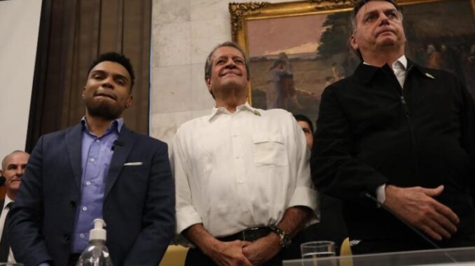 sem dedo
